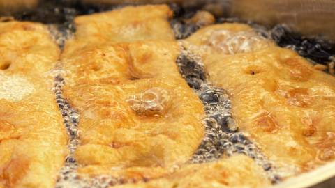 9. Weltwettbewerb im Krapfenbacken